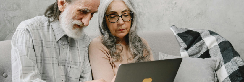 Medicare Enrollment Explained: Avoiding Penalties and Coverage Gaps